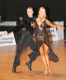 Волгоградский Дворец спорта профсоюзов объединил лучшие танцевальные пары России