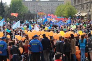 Около 100 тысяч волгоградцев приняли участие  в Первомайской акции профсоюзов