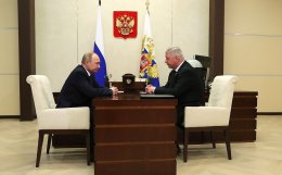 13 апреля Президент РФ Владимир Путин провел рабочую встречу с Председателем ФНПР Михаилом Шмаковым