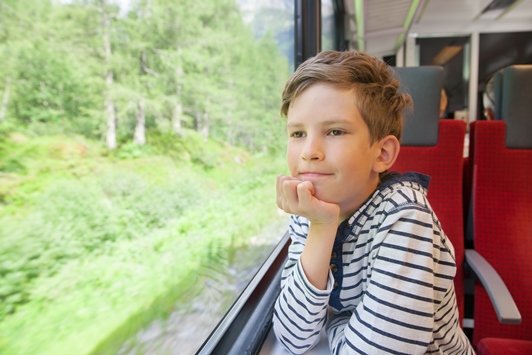 Дети смогут путешествовать поездом со скидкой