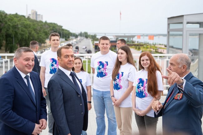 Дмитрий Медведев посетил Волгоградскую область