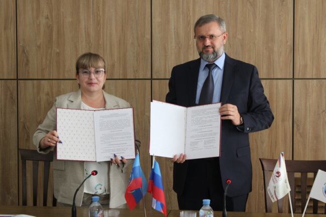 В Год соцпартнерства Волгоградские профсоюзы подписали соглашения о взаимном сотрудничестве