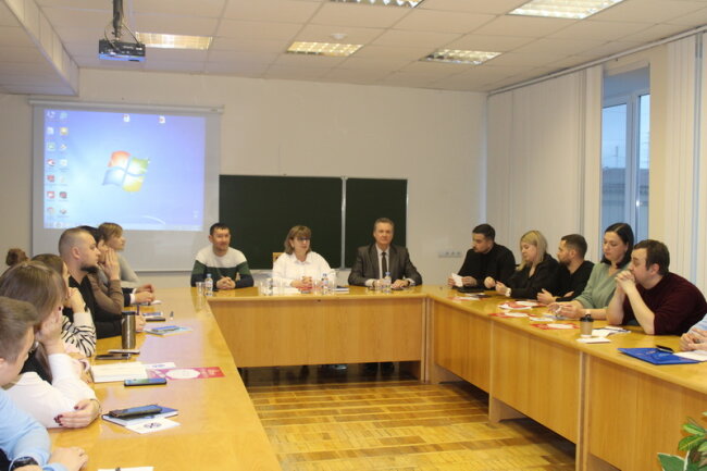 В облсовпрофе состоялось расширенное заседание Молодежного совета