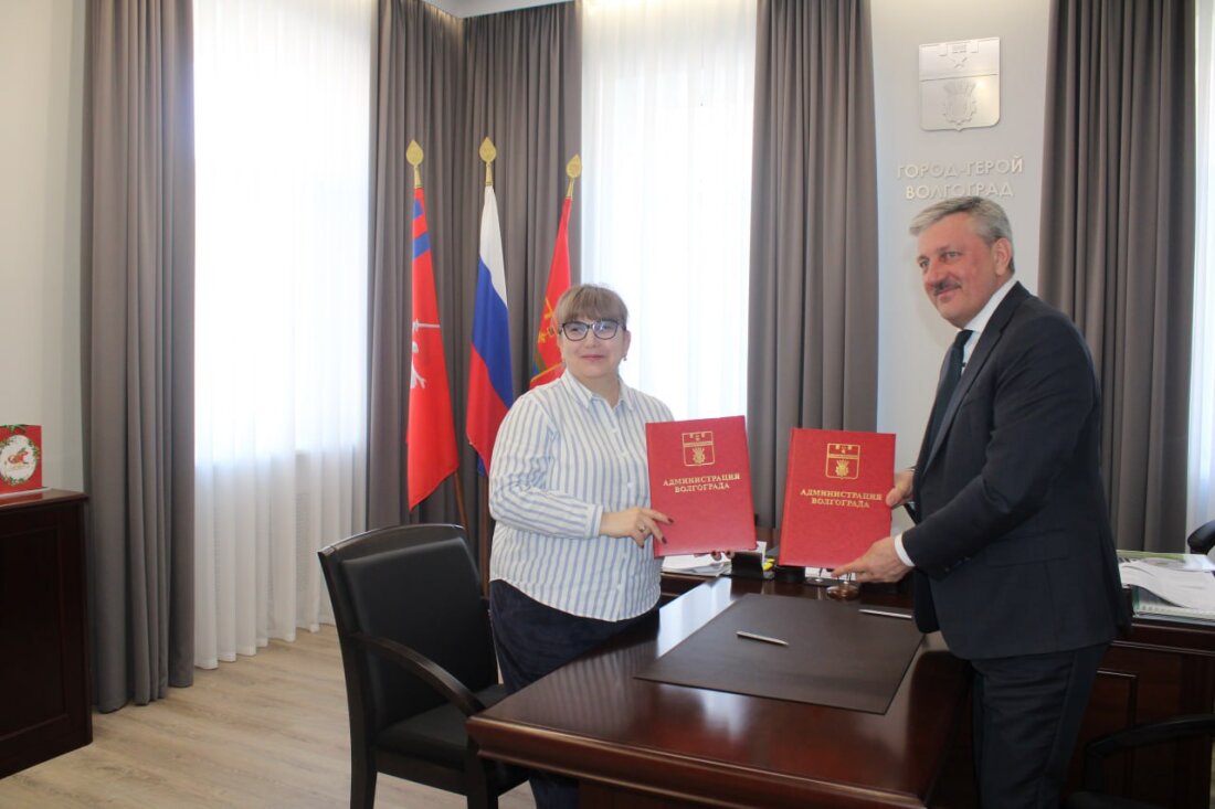 В Волгограде подписано соглашение между городской администрацией, профсоюзами и работодателями